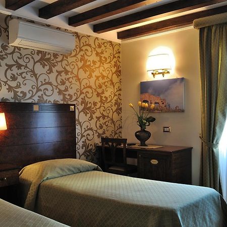 Al Casaletto Hotel Rome Exterior photo